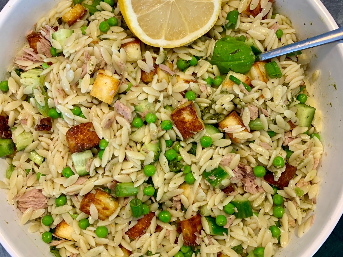 Salade d&rsquo;orzo et d&rsquo;Halloumi